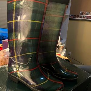 Rain boots